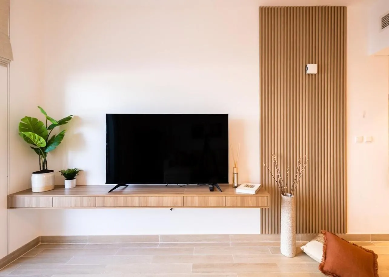 Voyage'S Charming 1Br Waters Edge Apartment Abu Dhabi
