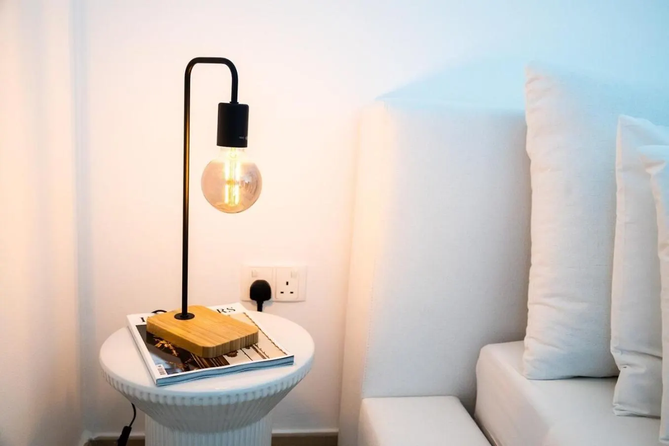 Voyage'S Charming 1Br Waters Edge Apartment Abu Dhabi